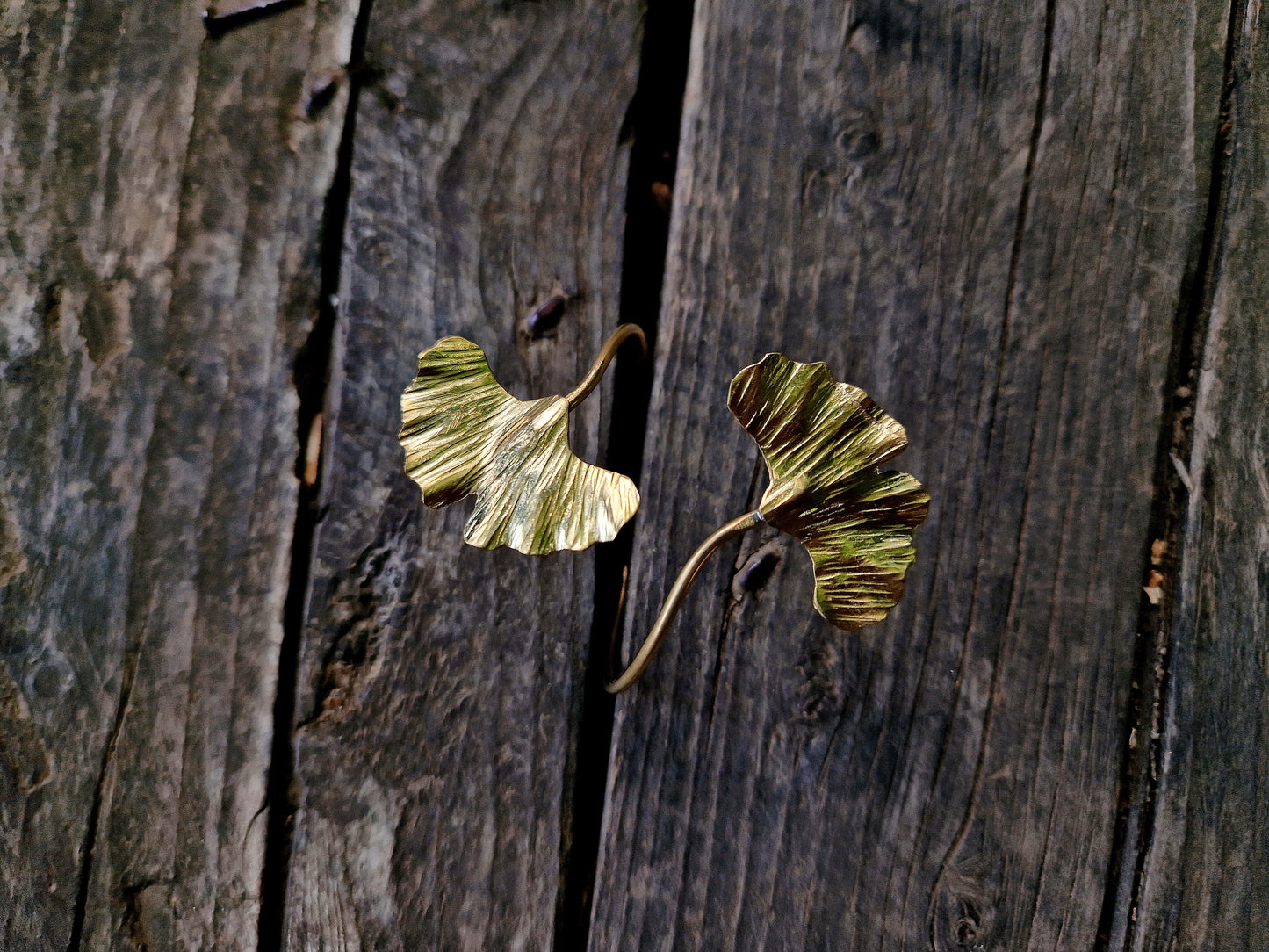 brăṭară dublă cu frunze ginkgo biloba