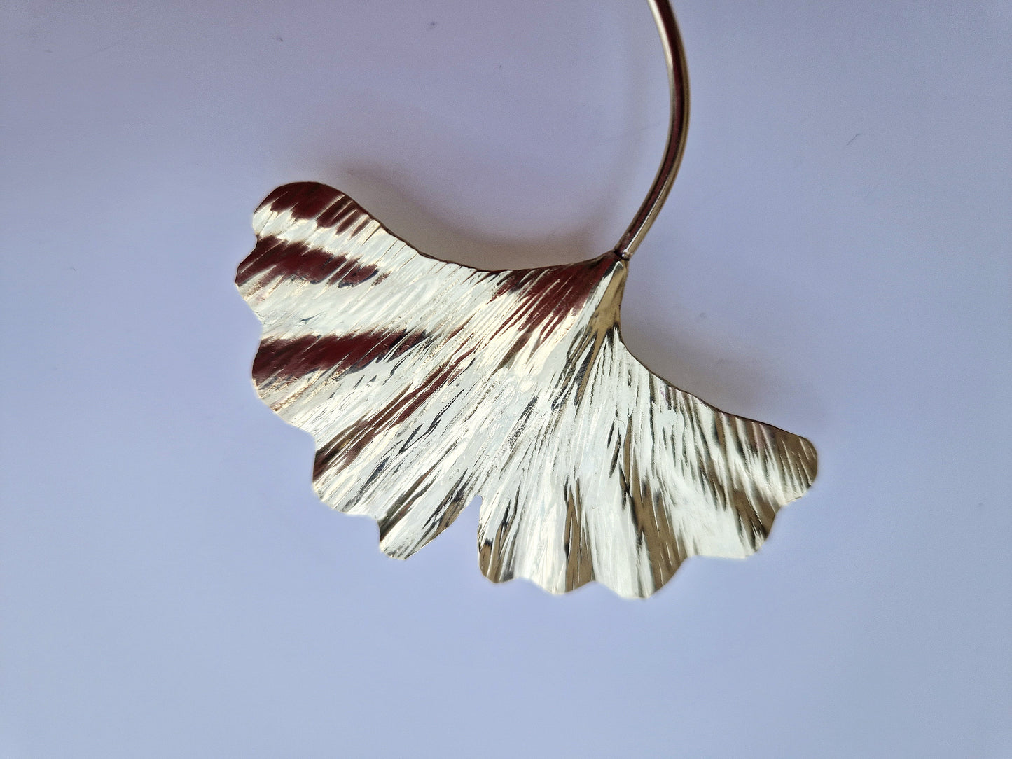 colier sculptural ginkgo biloba