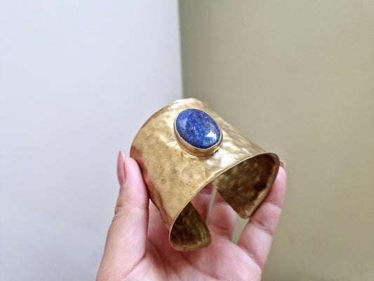 brățară lată tip cuff cu lapis lazuli